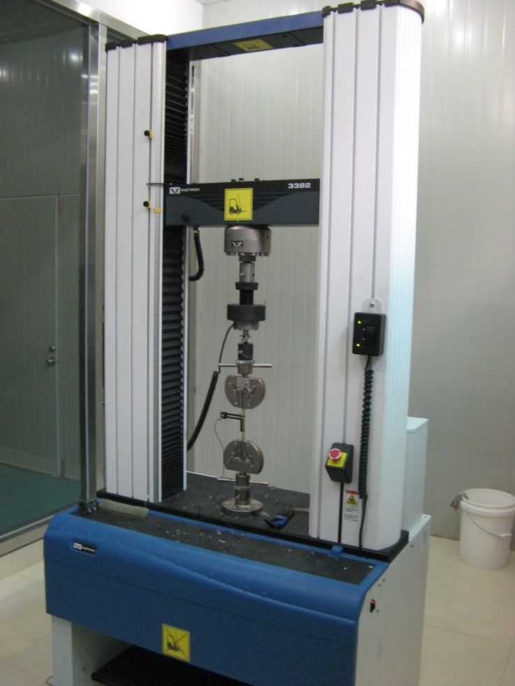 Universal Testing Machine Universal Testing Machine